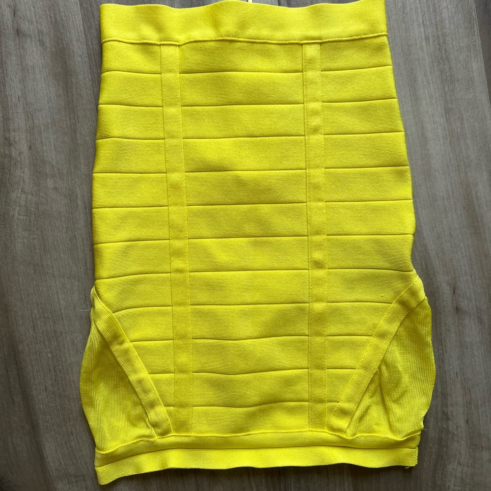 Bebe Yellow Bandage Skirt XS - Picture 1 of 3